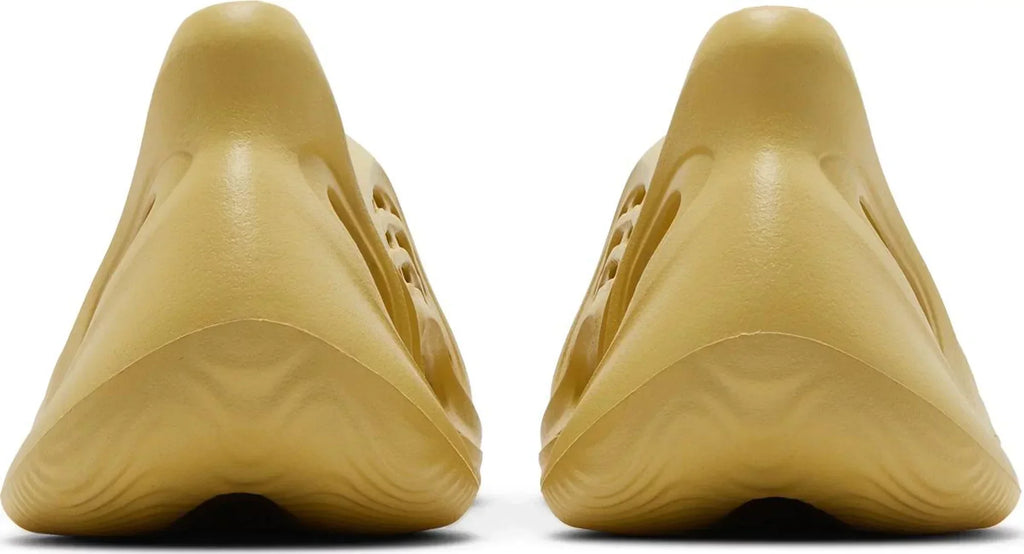 Yeezy Foam Runner - Sulfur