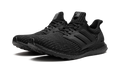 ULTRABOOST 4.0 DNA "Triple Black" GW2289