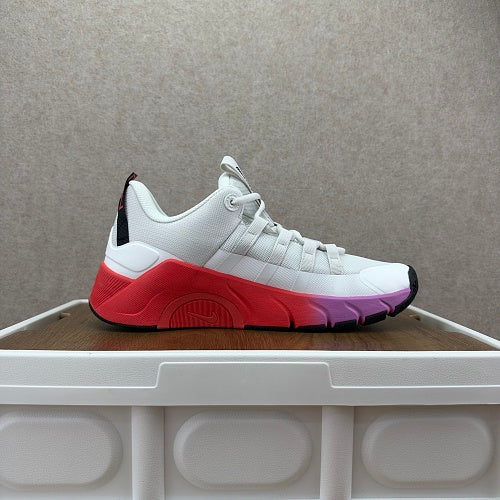 Nike Free Metcon 7 – Cream White / Purple-Pink Gradient