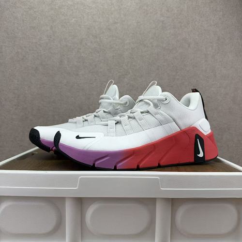 Nike Free Metcon 7 – Cream White / Purple-Pink Gradient